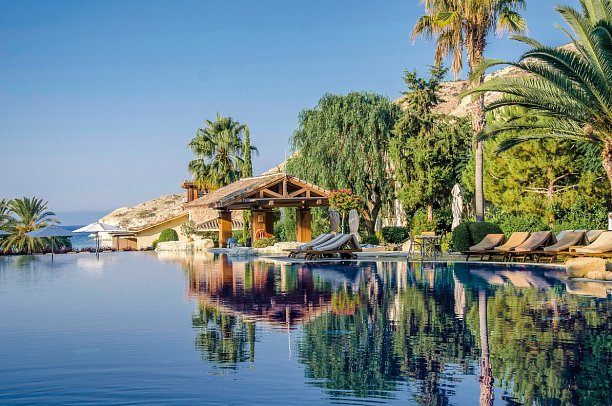 Columbia Beach Resort