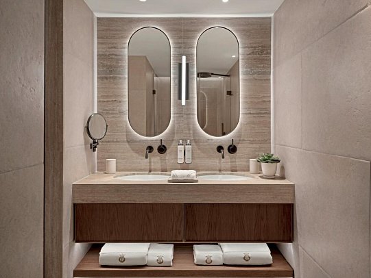 Elysium - Beispiel Bad Duplex Suite (Zimmercodierungen MB1 & MB2)