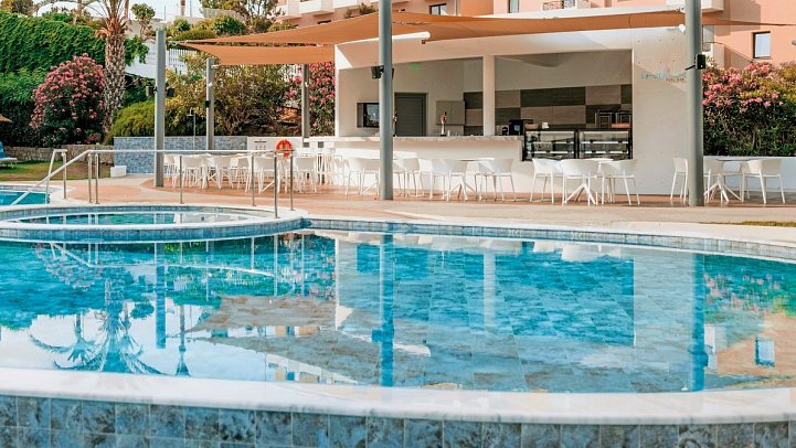 St. George Beach Hotel & Spa Resort