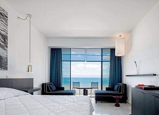 Almyra - Wohnbeispiel Doppelzimmer Meerblick (Zimmercodierung DBM)