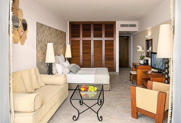 Azia Resort & Spa - Wohnbeispiel Juniorsuite (Zimmercodierungen JMG, JBM & JMM)