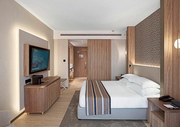 Olympic Lagoon Resort Paphos - Wohnbeispiel Doppelzimmer Deluxe (Zimmercodierungen DP1, DDL, DDN & DDM)