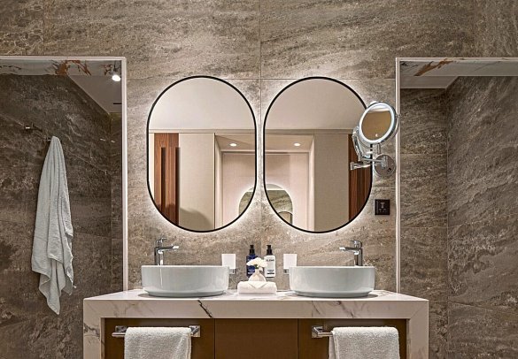 Olympic Lagoon Resort Paphos - Beispiel Bad Doppelzimmer Superior (Zimmercodierungen DSN & DSM)