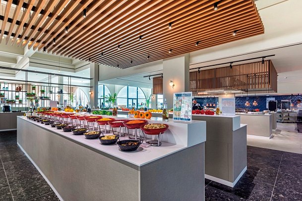 Louis Phaethon Beach