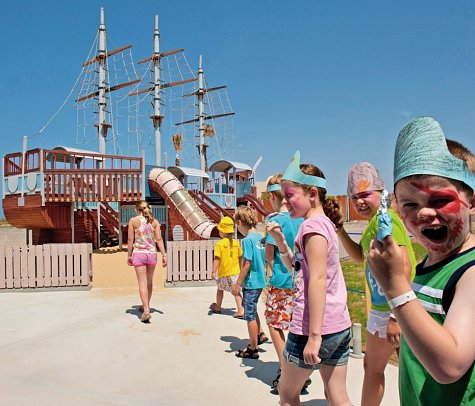 Louis Phaethon Beach