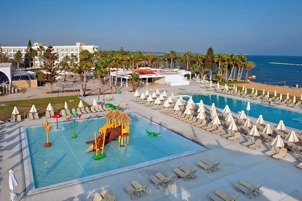 Louis Phaethon Beach