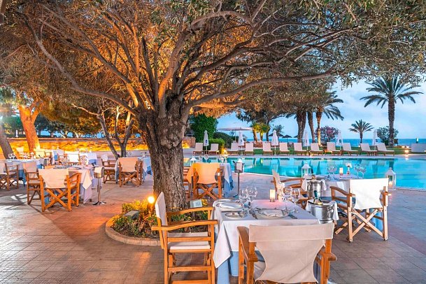 Constantinou Bros Athena Royal Beach