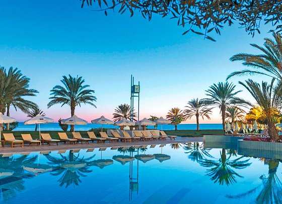 Constantinou Bros Athena Royal Beach