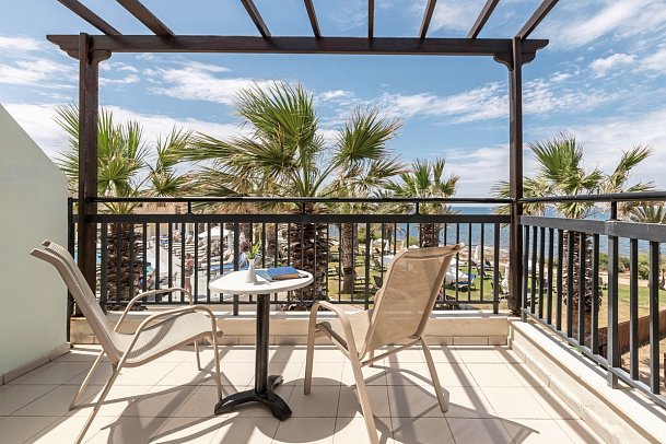 Louis Paphos Breeze - Ausblick Suite Meerblick (Zimmercodierung WBM)