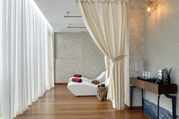 Amavi MadeForTwo Hotels