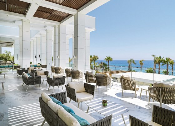 Amavi MadeForTwo Hotels