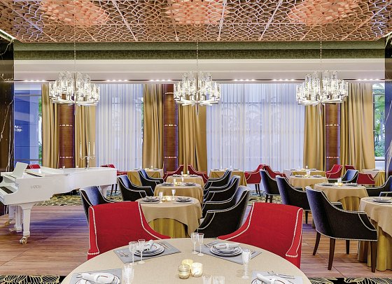 Amavi MadeForTwo Hotels