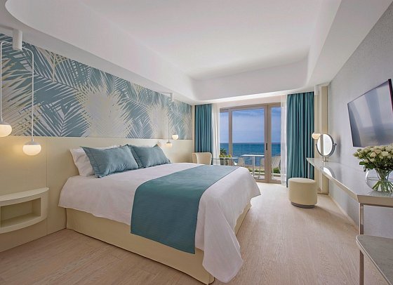 The Ivi Mare - Designed for adults by Louis Hotels - Wohnbeispiel Doppelzimmer Superior Meerblick (Zimmercodierung DSM)