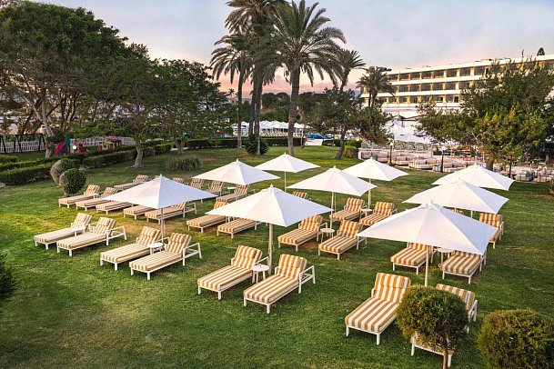 Imperial Island Resort by Louis Hotels