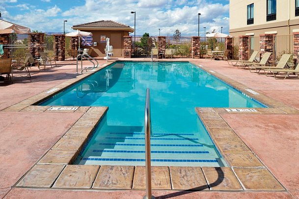 Holiday Inn Express & Suites Page, an IHG Hotel