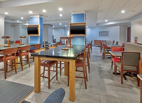 Holiday Inn Express Philadelphia-Midtown
