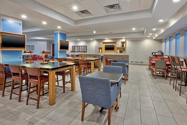 Holiday Inn Express Philadelphia-Midtown