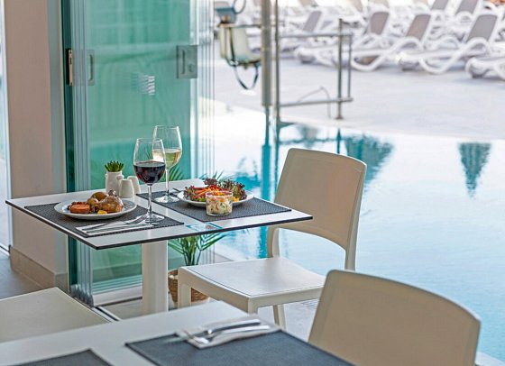 Welikehotel Triton Beach