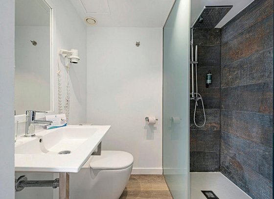 Welikehotel Triton Beach - Beispiel Bad (Zimmercodierung DB1)