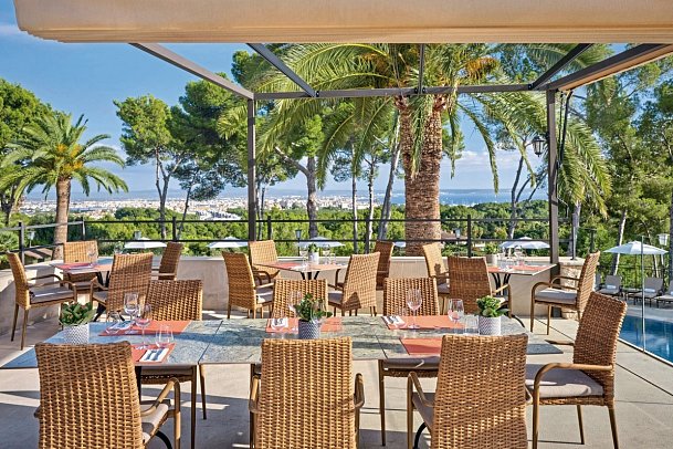 Castillo Hotel Son Vida, a Luxury Collection Hotel, Mallorca - Poolbar Sa Font