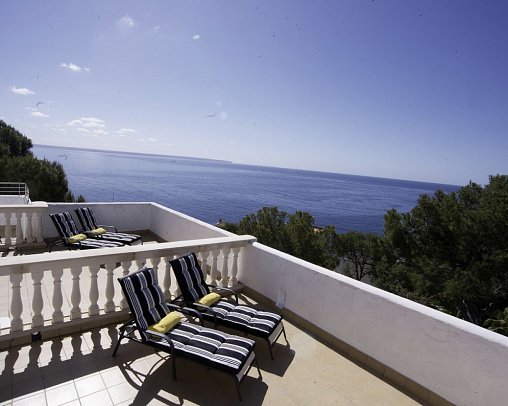 BonSol Resort & Spa - Terrasse mit Blick aufs Meer