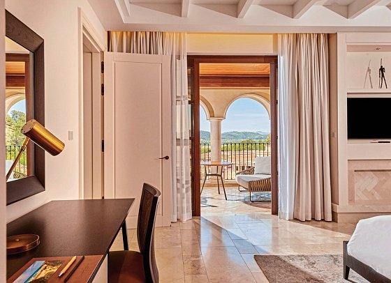 Cap Vermell Grand Hotel - Grand Suite View
