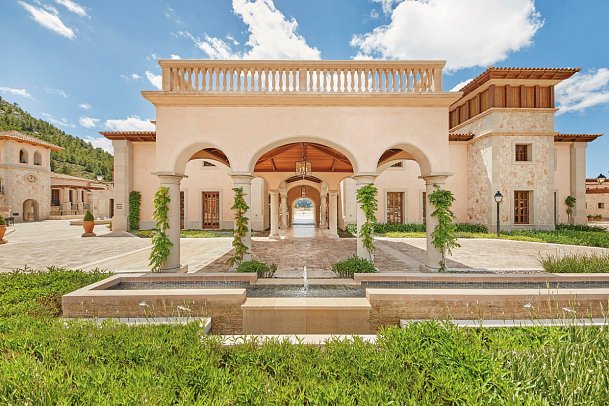 Cap Vermell Grand Hotel