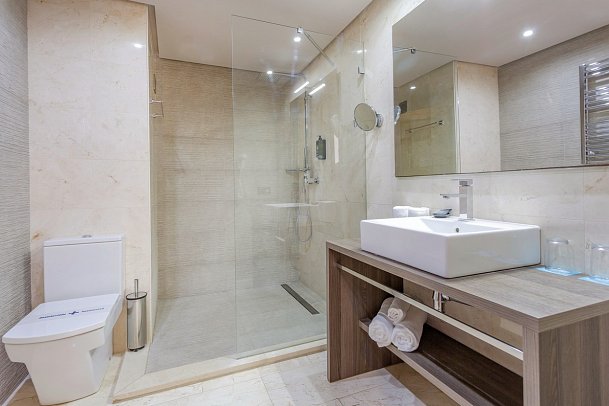 Marins Beach Club - Wohnbeispiel Penthouse seitlicher Meerblick (Zimmercodierung WTN)