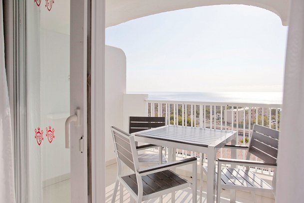 HYB Eurocalas - Beispiel Balkon (Zimmercodierungen DBN, FBM, ABN & ABM)