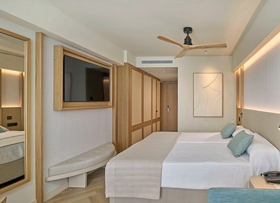 Hipotels Don Juan - Wohnbeispiel Doppelzimmer Select Meerblick (Zimmercodierungen DNM & DC1)