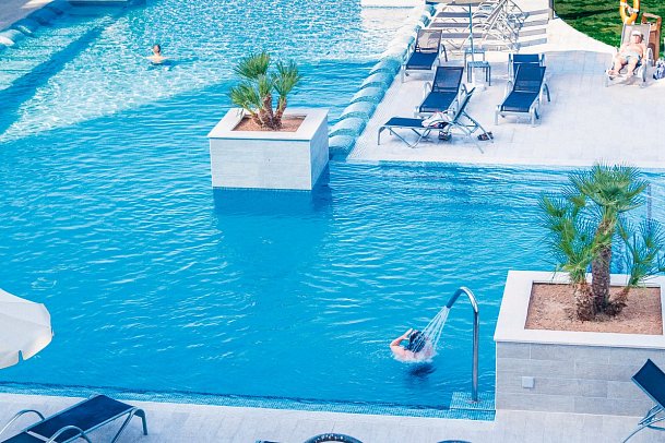 Eix Lagotel Holiday Resort