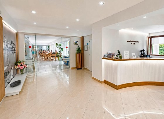 Bella Mar
