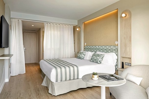 Barceló Illetas Albatros - Wohnbeispiel Doppelzimmer Deluxe Meerblick (Zimmercodierung DDM)