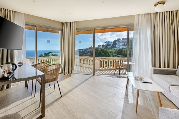 Barceló Illetas Albatros - Wohnbeispiel Doppelzimmer Deluxe Meerblick (Zimmercodierung DDM)