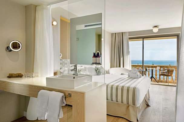 Barceló Illetas Albatros - Wohnbeispiel Doppelzimmer Deluxe Meerblick (Zimmercodierung DDM)