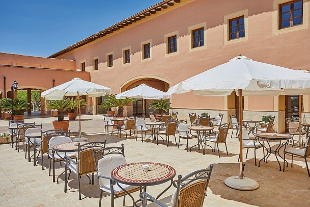 Pula Suites Boutique Resort