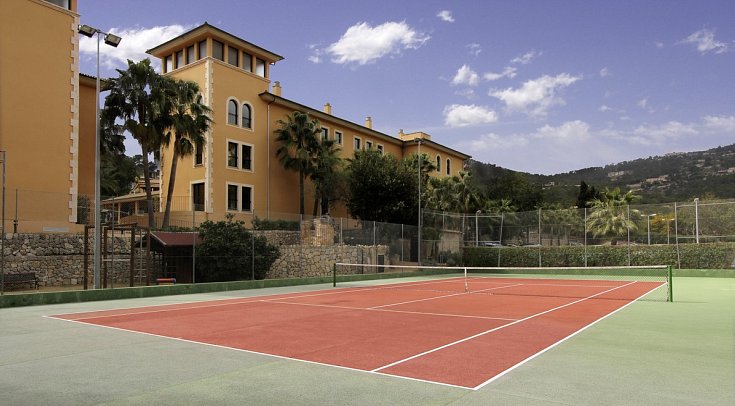 Mon Port & Spa - Tennisplatz