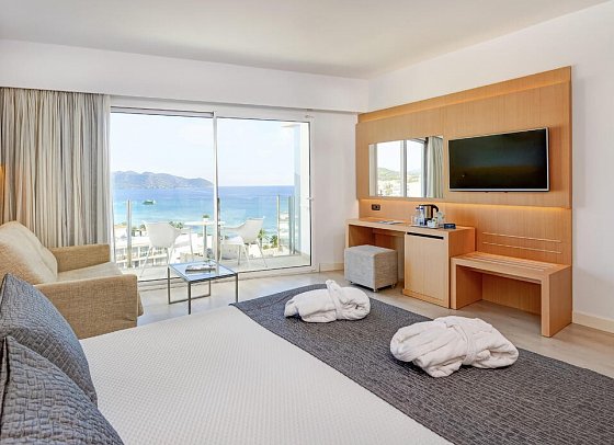CM Playa del Moro - Wohnbeispiel Juniorsuite seitl. Meerblick (Zimmercodierung JBN)