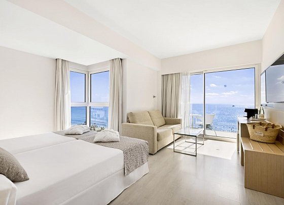 CM Playa del Moro - Wohnbeispiel Juniorsuite Meerblick (Zimmercodierung JBM)