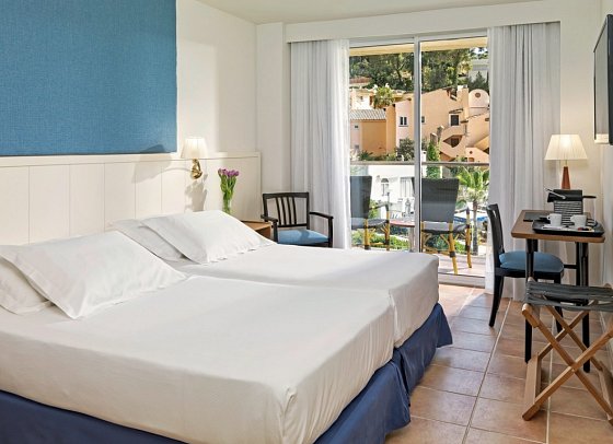 H10 Blue Mar - Wohnbeispiel Doppelzimmer seitl. Meerblick (Zimmercodierungen D1N & D2N)