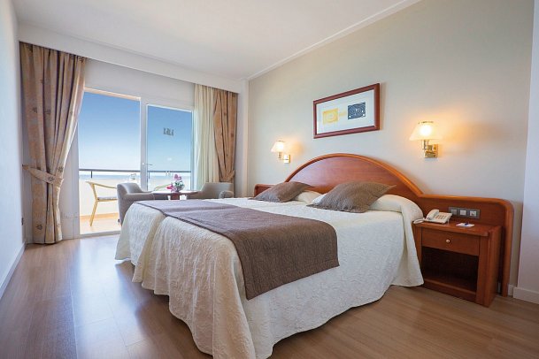 Hipotels Hipocampo Playa - Wohnbeispiel Doppelzimmer Meerblick (Zimmercodierung DBM)