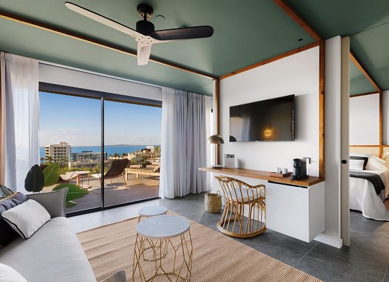 Aubamar Palma Resort - Wohnbeispiel Suite Pool - und Meerblick (Zimmercodierung WBM)