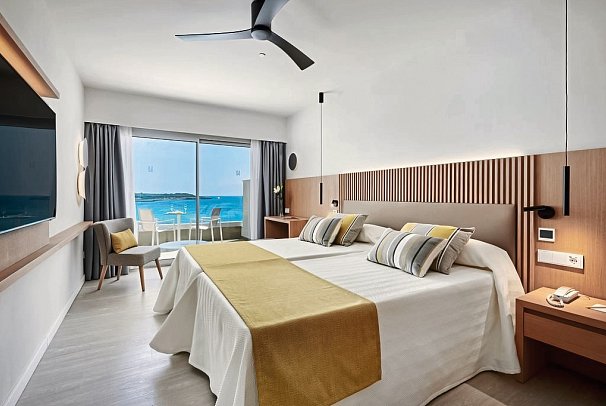 Hipotels Mediterraneo - Wohnbeispiel Doppelzimmer Select Meerblick (Zimmercodierung DNM)