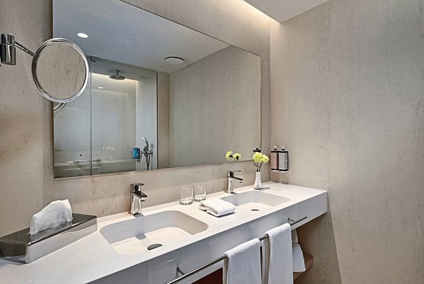 Hipotels Mediterraneo - Beispiel Bad (Zimmercodierungen DB1, DMM, DBM & DNM)