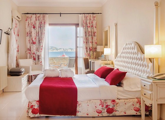 Cala Fornells - Wohnbeispiel Doppelzimmer Superior Meerblick (Zimmercodierung DSM)