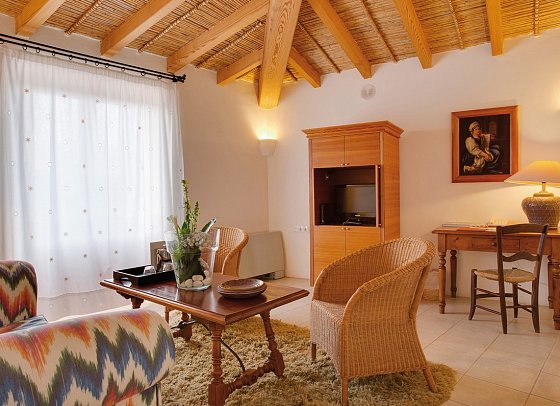 Rural Casal Santa Eulalia - Wohnbeispiel Juniorsuite (Zimmercodierung JB1)