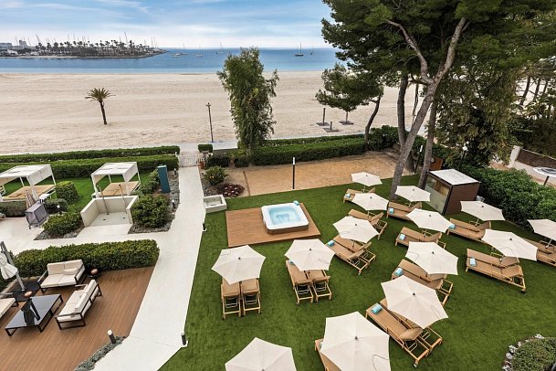 VIVA Golf Adults Only 18+