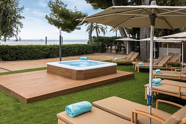 VIVA Golf Adults Only 18+