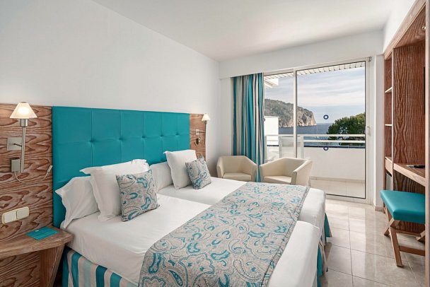 Alua Gran Camp de Mar - Wohnbeispiel Doppelzimmer frontaler Meerblick (Zimmercodierung D1M)