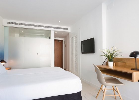 HM Tropical - Wohnbeispiel Doppelzimmer seitl. Meerblick (Zimmercodierungen D1N, D2N & DCN)